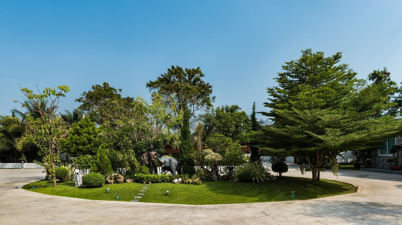 Rai Fahpratan Home And Garden Ban Pak Ngam  Екстер'єр фото